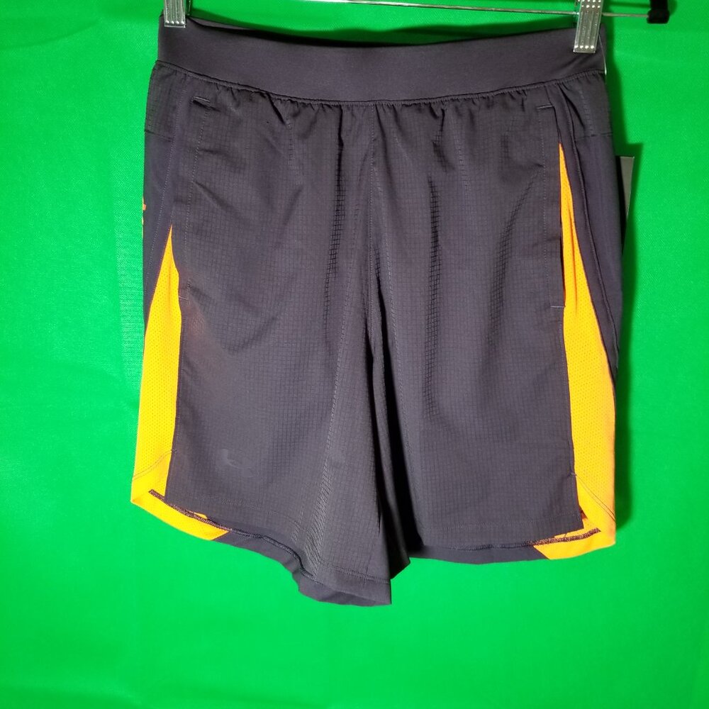 Under Armour 7" Launch Purple/Orange Men Small Fitted Running Gym Graphic Shorts